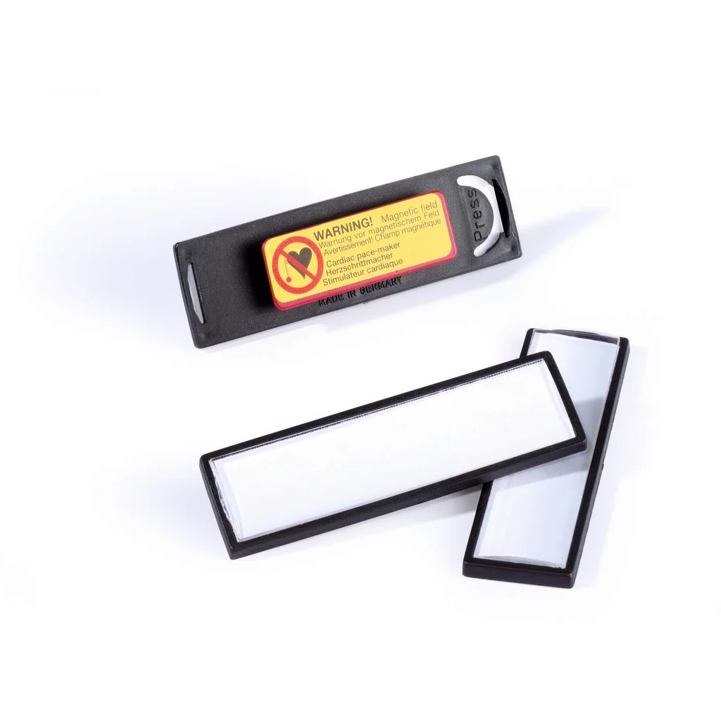 Namnskylt CLIP CARD 17x67, magnetfäste 25-pack