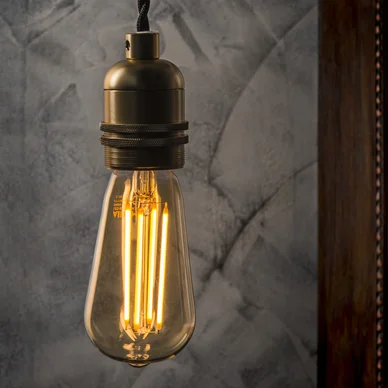 LED-lampa E27 dimbar 2200K 360 lumen