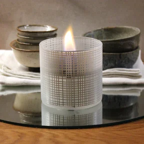 Lilly Bordslykta 8 Vit