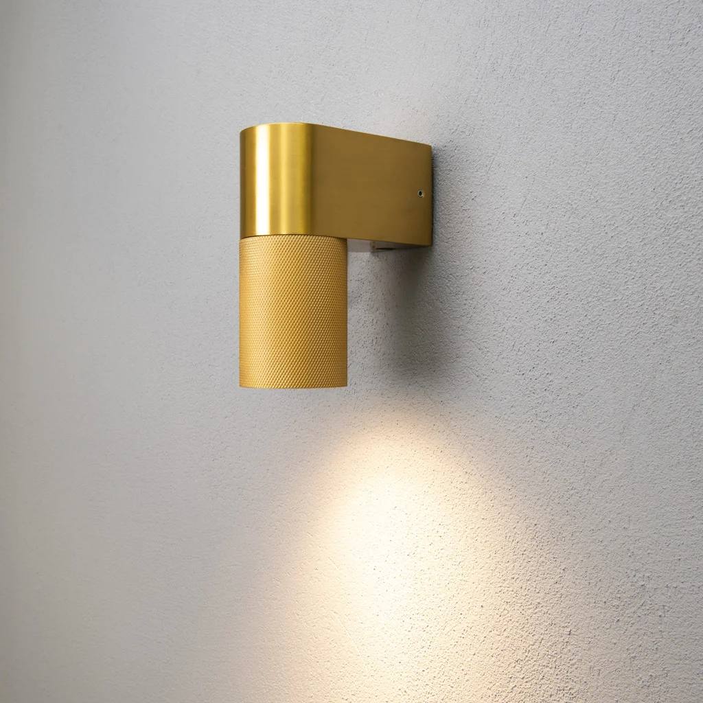 Temi Vägglampa ned LED GU10 Guld med Klart glas