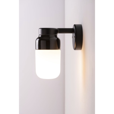 Ifö Electric alt Ohm Wall Vägglampa LED E27 Svart 100/210 Opalglas IP44