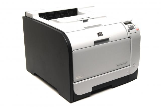 HP HP Color LaserJet CP2025 - Toner und Papier