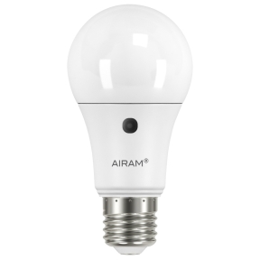 Airam LED-lamppu hämärätunnistimella 10,7W E27/827