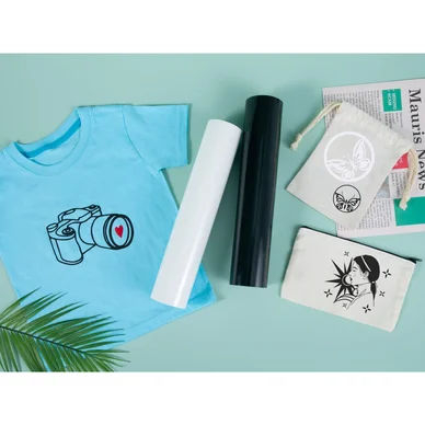 Heat Transfer Vinyl Basic- Black - 30.5 x 180 cm Heat Transfer Vinyl Basic- Black - 30.5 x 180 cm