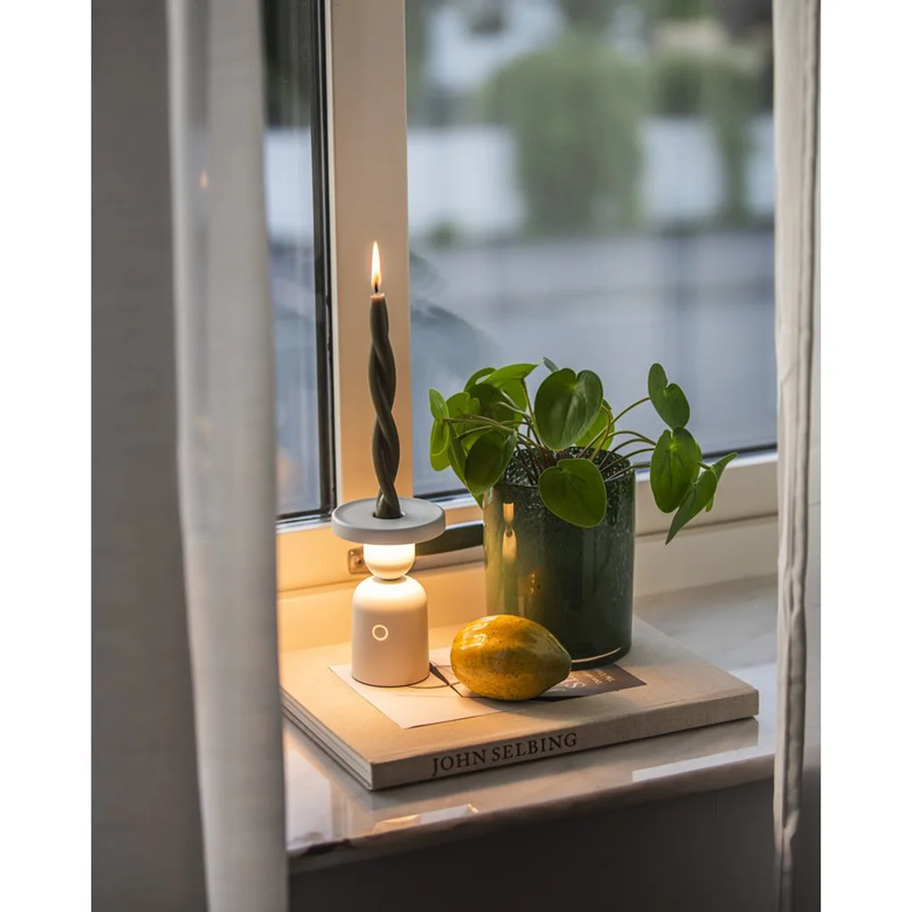 Nantes Bordslampa/ljusstake LED USB Vit 2200K/2700K dimbar