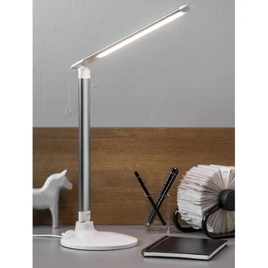 Gina Bordslampa Dimbar LED 14W 827/845/860 800lm Vit/silver