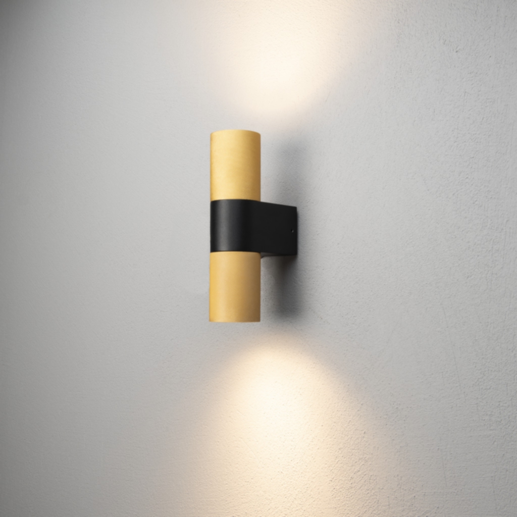 Temi Vägglampa upp/ned LED GU10 Svart/guld med Klart glas