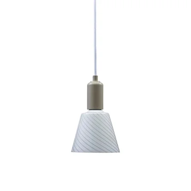 Tilda Fönsterlampa E27, beige/vit Tilda Fönsterlampa E27, beige/vit