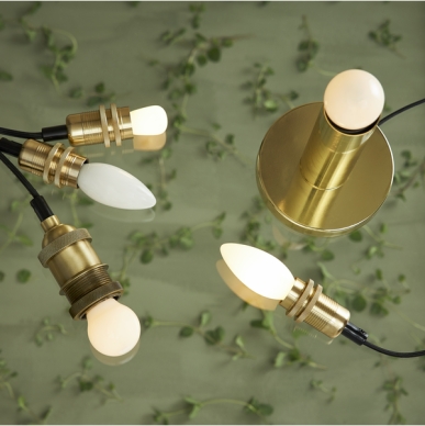 Klick-Dimbar LED lampa opal 2700K 600lm E27 6,5W